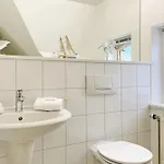 Eilun 10, Strandstrasse Wyk auf Foehr