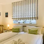 Eilun 10, Strandstrasse Holiday home
